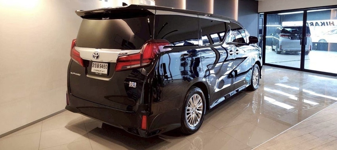 ขายรถ Toyota Alphard 2.5 Hybrid SRC รถนำเข้า สีดำ ปี 2022 รูปที่ 3