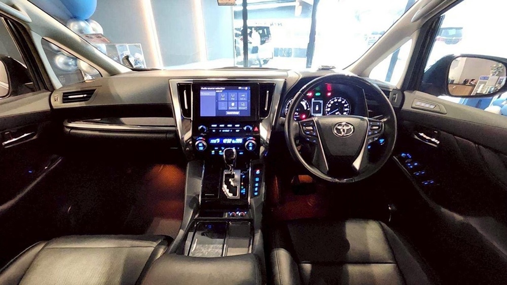 ขายรถ Toyota Alphard 2.5 Hybrid SRC รถนำเข้า สีดำ ปี 2022 รูปที่ 5