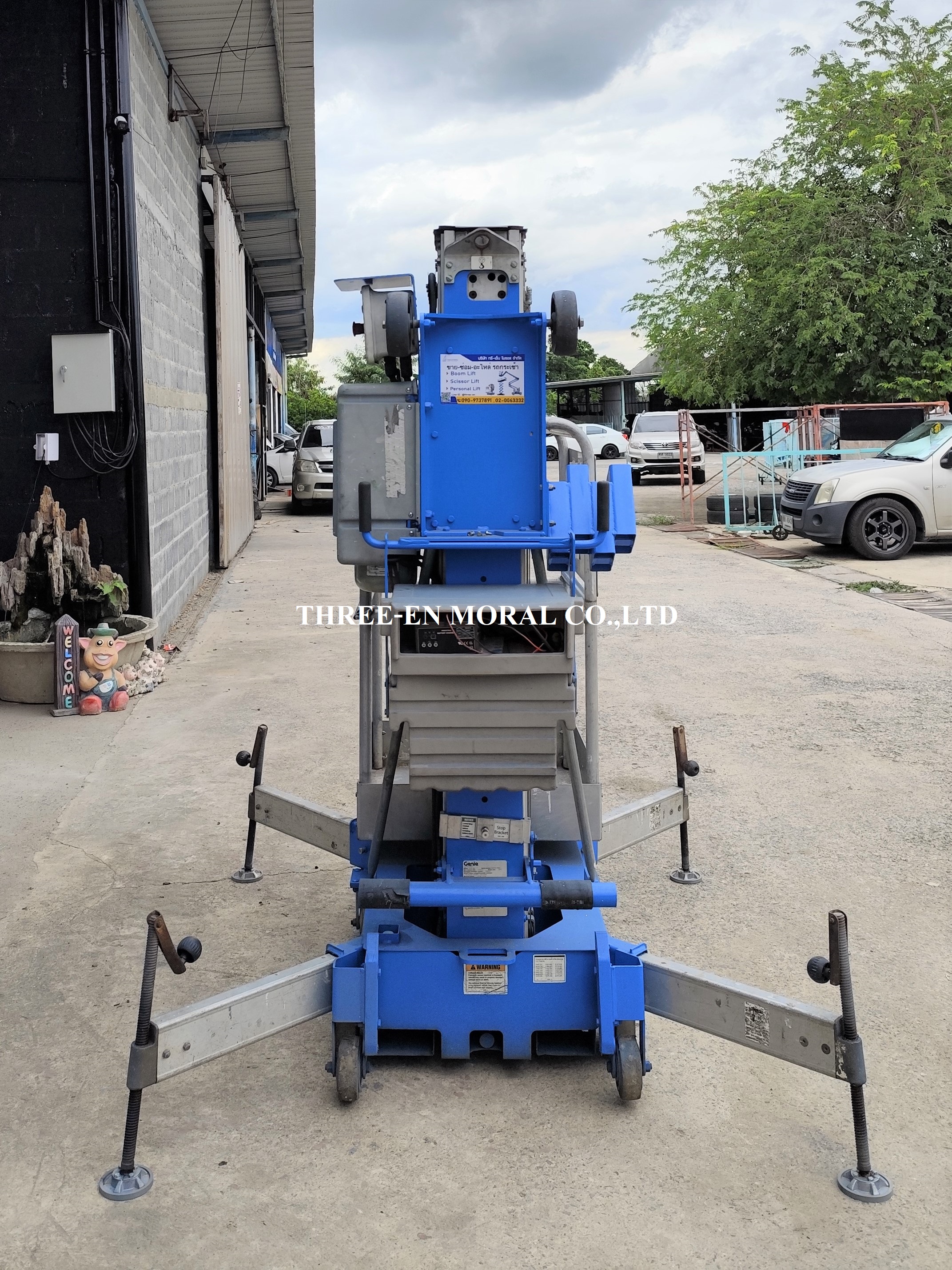 รถกระเช้า Personal Lift Genie AWP30S รูปที่ 4