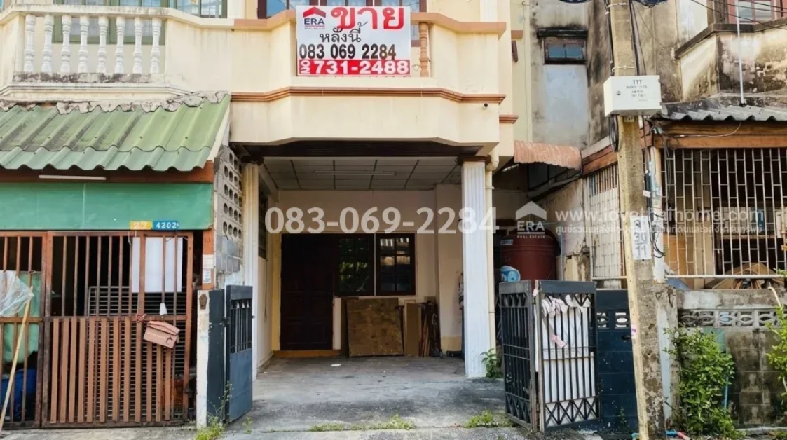 ขายทาวน์เฮ้าส์ 3 ชั้น ลาดพร้าว 101 ซอย 50 ใกล้โรงเรียนวัดบึงทองหลาง ปากซอยมีสถานีรถไฟฟ้าสายสายสีเหลือง รูปที่ 3