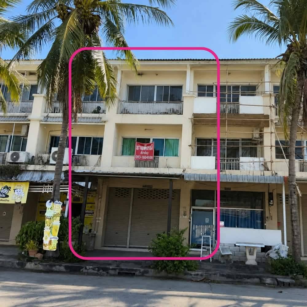 ขายถูกมาก!! อาคารพาณิชย์ 3 ชั้น ติดถนนทำเลทอง อ.สามชุก จ.สุพรรณบุรี ใกล้  ม.ราชมงคลสุวรรณภูมิ รูปที่ 3