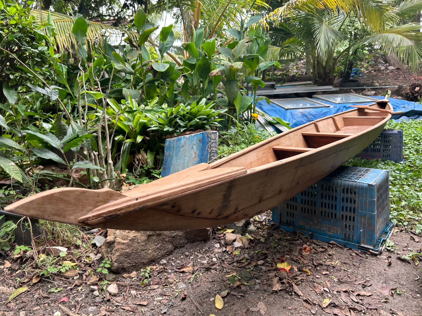 เรือไม้สัก เรือเข็มโบราณ ยาว4เมตรครึ่ง เรือพระใช้บิณฑบาตร ใช้ข้ามคลอง รูปที่ 3
