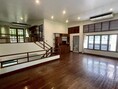ขายบ้านเดี่ยว 2 ชั้นพร้อมที่ดิน 130.8 ตรว. พร้อมสวนขนาดใหญ่ ใจกลางซอยร่วมฤดี – เพลินจิต ใกล้ BTS เพลินจิต 600 เมตร
