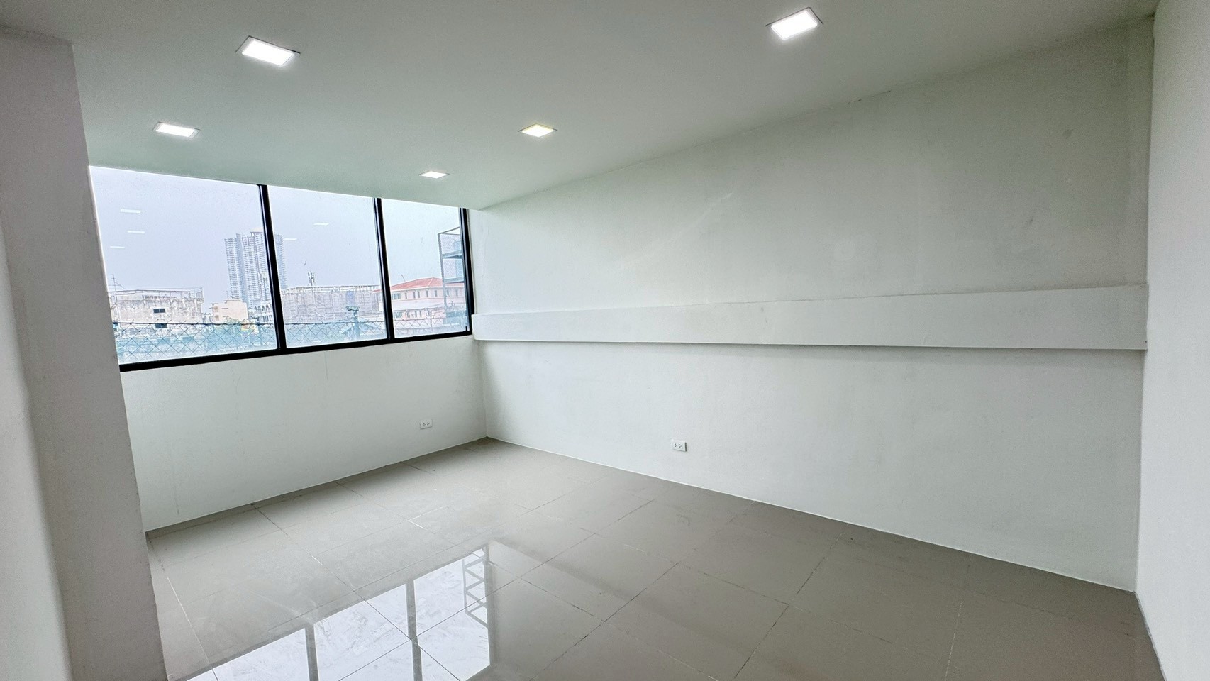สำนักงานให้เช่าพื้นที่พระราม 3 กรุงเทพฯ เดินทางสะดวก ใกล้ทางด่วน ใกล้ Central ใกล้โลตัส ขนาด 150 ตร.ม.  รูปที่ 4