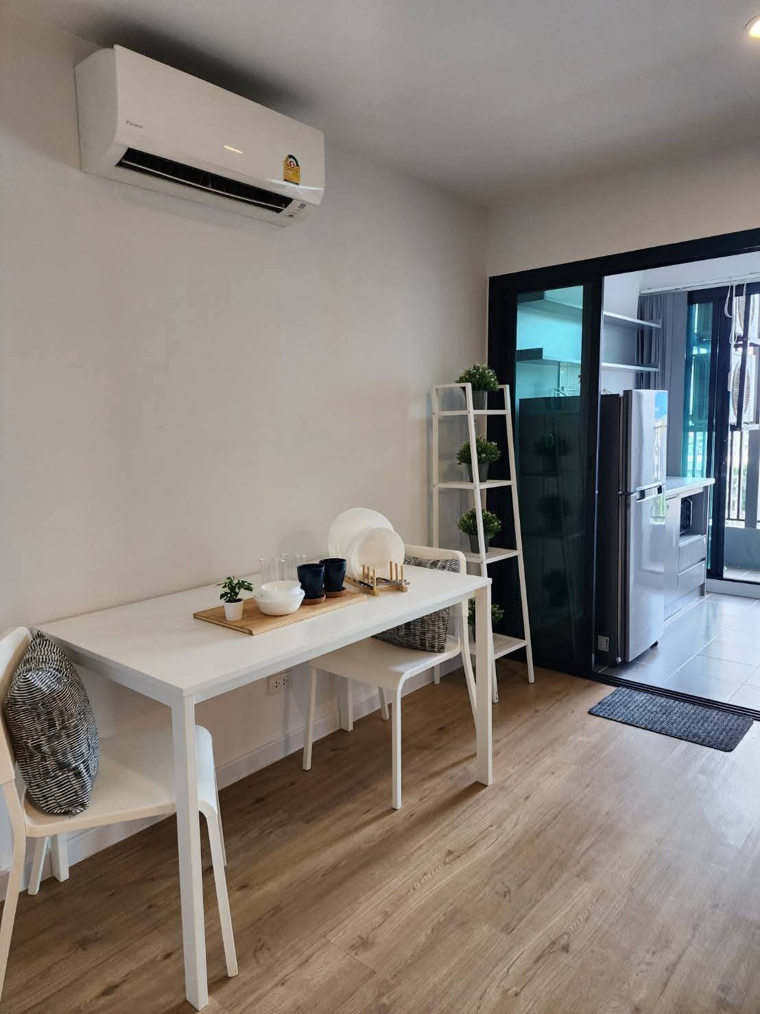 ขายถูกมาก!! คอนโด Attitude BU Condo ห้องสวย เฟอร์ครบ ติดถนนพหลโยธิน ตรงข้าม ม.กรุงเทพ ใกล้ฟิวเจอร์พาร์ค รูปที่ 6