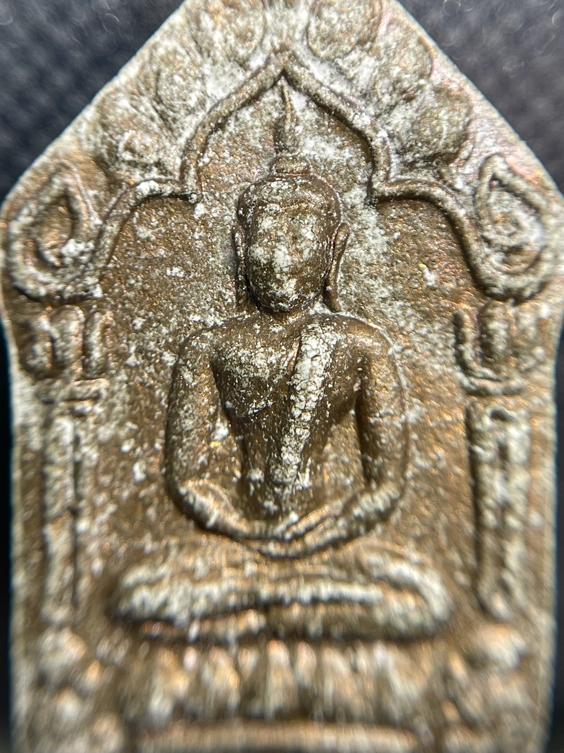 พระขุนแผนผงพรายกุมาร หลวงปู่ทิม ปี15 บล็อกแรก วัดละหารไร่ ตะกรุดมหาปราบ รูปที่ 5