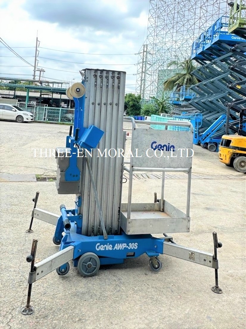 รถกระเช้า Personal Lift Genie AWP30S รูปที่ 4