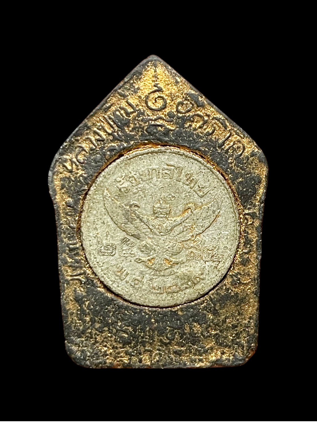 พระขุนแผนผงพลายกุมาร หลวงปู่ทิม ปี2515 บล็อกแรก พิมพ์ใหญ่ เนื้อว่านไพรดำ รูปที่ 3