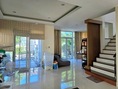 ขายด่วน บ้านเดี่ยว หมู่บ้านThe Gallery House Pattern ซอยลาดพร้าว 1 แยก 31 ใกล้UnionMall   TEL  095-164-2956 CC