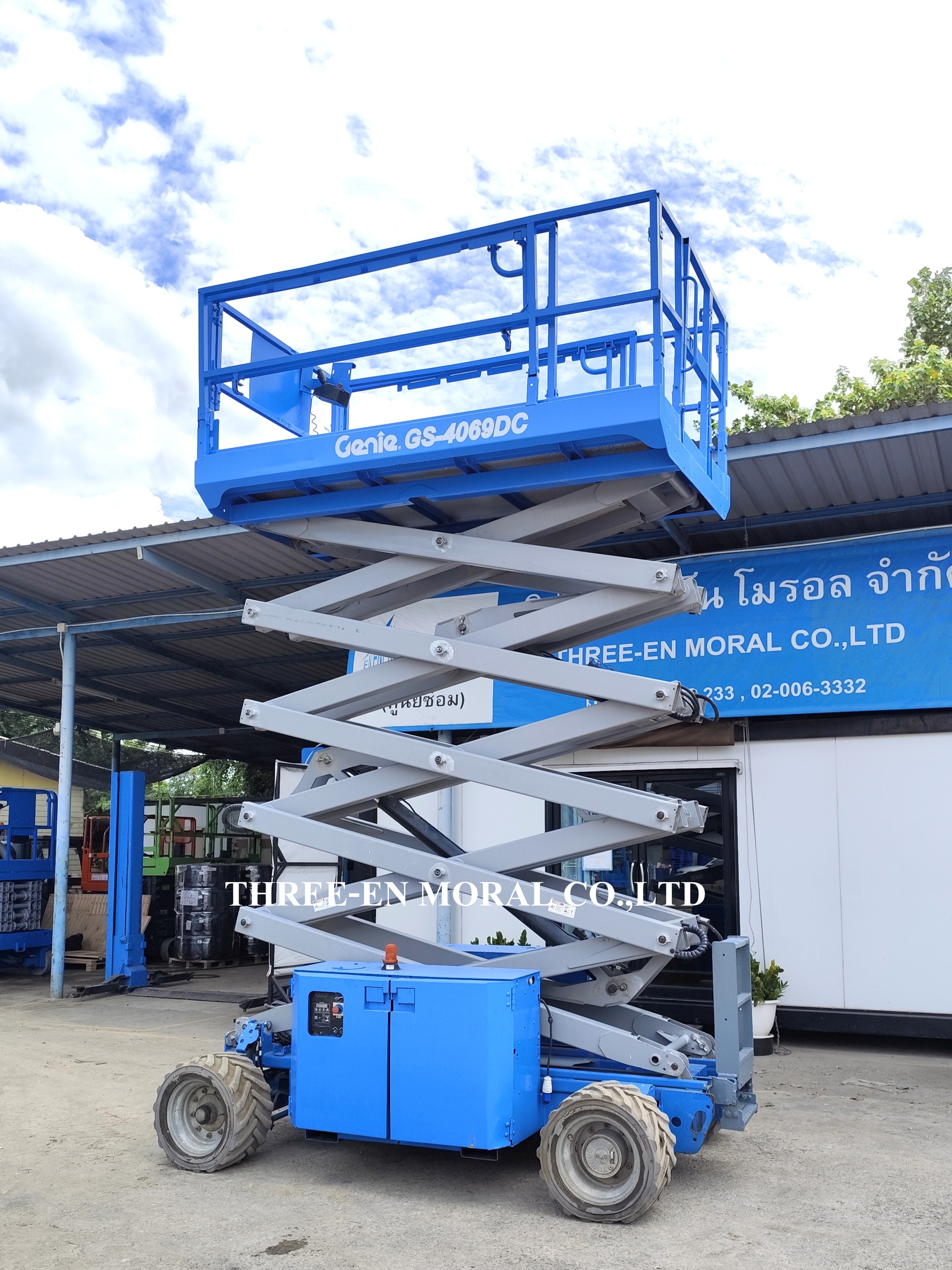 รถกระเช้า Scissor Lift Genie GS4069DC รูปที่ 3